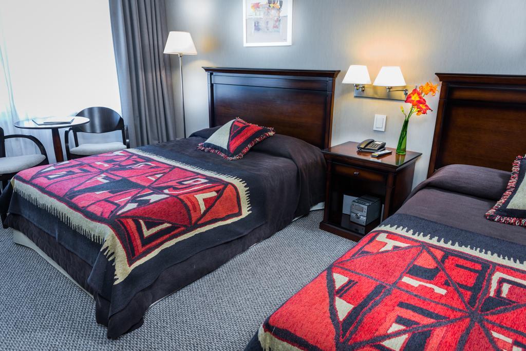Howard Johnson Resort Spa & Convention Center Villa de Merlo Екстер'єр фото
