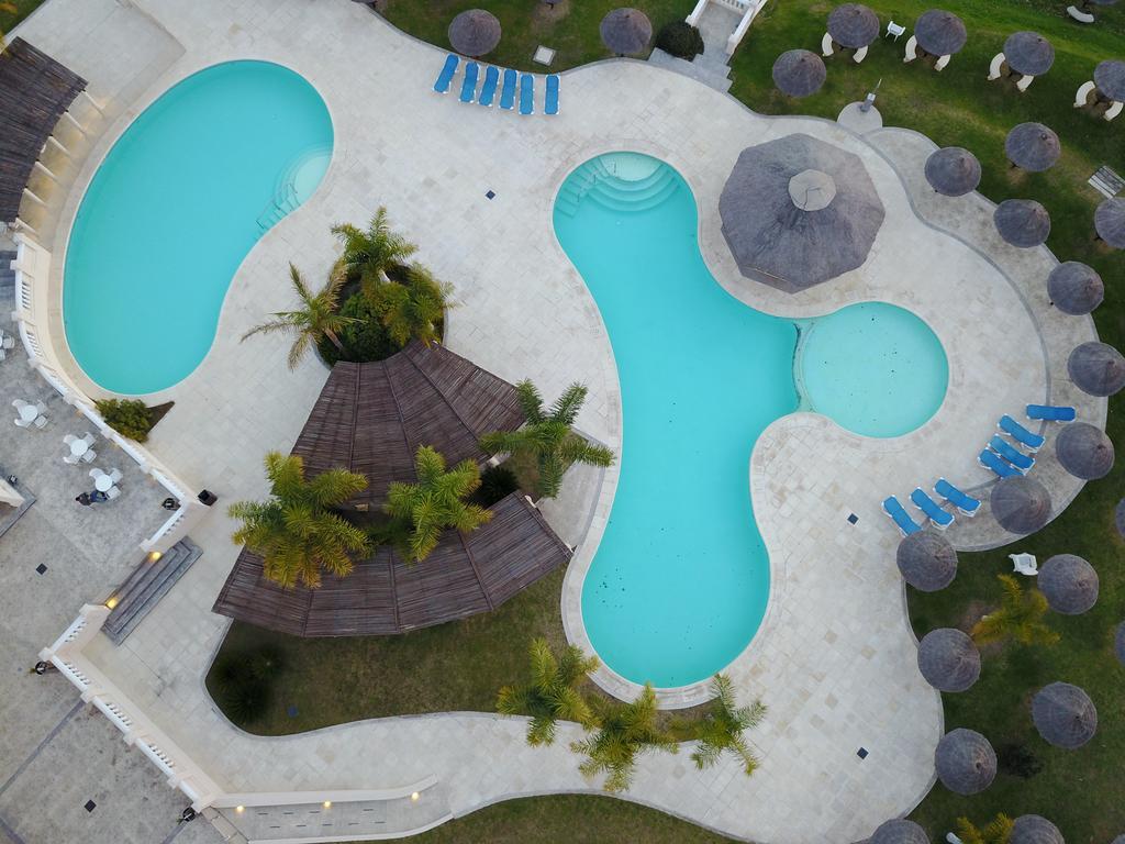 Howard Johnson Resort Spa & Convention Center Villa de Merlo Екстер'єр фото